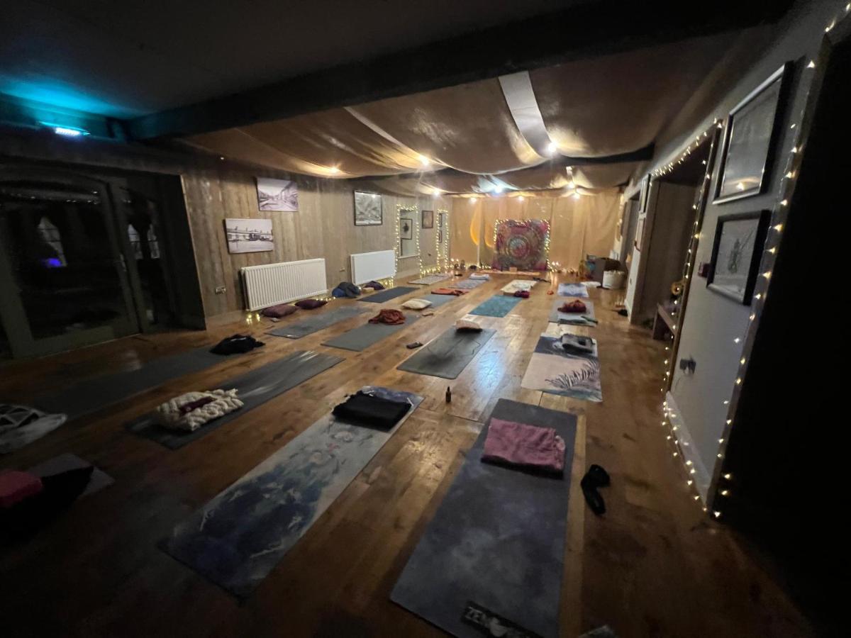 科尔雷恩The Old Flax Mill Yoga Retreat别墅 外观 照片